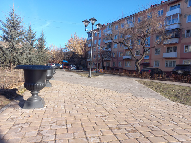 Сквер на ул. Чехова, г. Иркутск, 2021 г.  